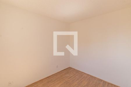 Quarto 1 de apartamento para alugar com 2 quartos, 32m² em Vila Carmosina, São Paulo