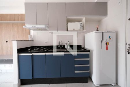 Sala/Cozinha de apartamento para alugar com 1 quarto, 34m² em Vila Penteado, São Paulo