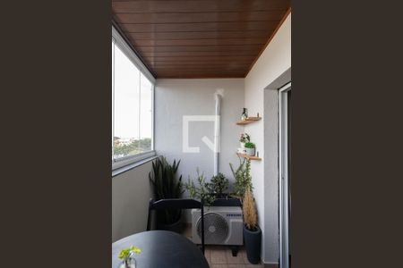 Varanda Sala de apartamento à venda com 2 quartos, 57m² em Vila Robertina, São Paulo