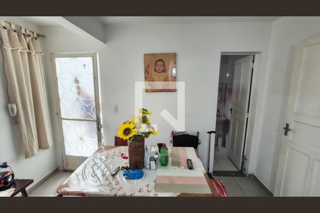 Casa para alugar com 3 quartos, 75m² em Penha, Rio de Janeiro