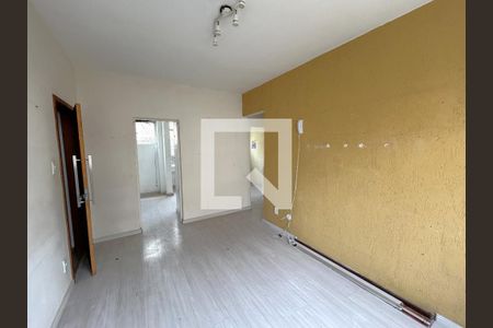 Sala de apartamento para alugar com 3 quartos, 70m² em Praça Seca, Rio de Janeiro