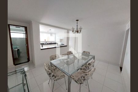 Casa à venda com 3 quartos, 169m² em Vila Scarpelli, Santo André