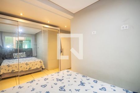 Quarto 1 de casa para alugar com 3 quartos, 120m² em Santa Maria, Osasco