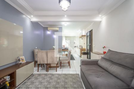 Sala de casa para alugar com 3 quartos, 120m² em Santa Maria, Osasco