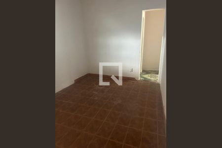 Quarto de casa para alugar com 2 quartos, 45m² em Céu Azul, Belo Horizonte