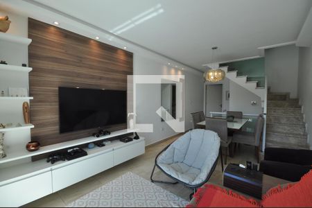 Sala de casa para alugar com 3 quartos, 109m² em Vila Rosa, São Paulo
