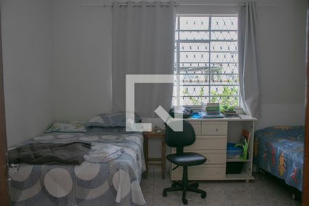 Casa à venda com 3 quartos, 280m² em Santa Cruz, Belo Horizonte