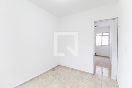 Quarto 1 de apartamento para alugar com 3 quartos, 56m² em Conjunto Residencial José Bonifácio, São Paulo