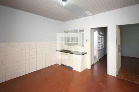 Sala/Cozinha de casa para alugar com 2 quartos, 80m² em Vila Bancaria, São Paulo