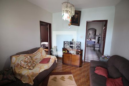 Casa para alugar com 3 quartos, 377m² em Eldorado, Contagem