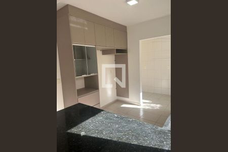 Casa à venda com 3 quartos, 200m² em Engordadouro, Jundiaí