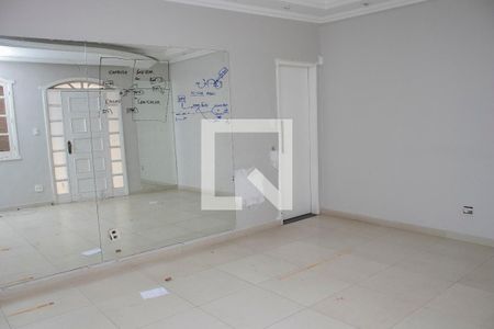 Sala  de casa para alugar com 5 quartos, 280m² em Cidade Nova, Belo Horizonte