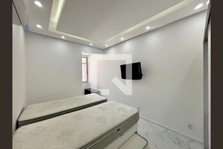 Quarto 1 de apartamento para alugar com 2 quartos, 78m² em Copacabana, Rio de Janeiro