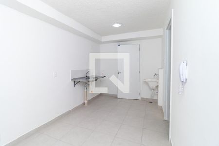 Sala de apartamento para alugar com 1 quarto, 27m² em Parque Industrial Tomas Edson, São Paulo