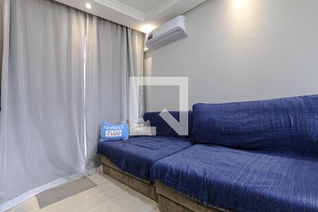 Sala de casa de condomínio para alugar com 2 quartos, 64m² em Conjunto Residencial Nova Bertioga, Mogi das Cruzes
