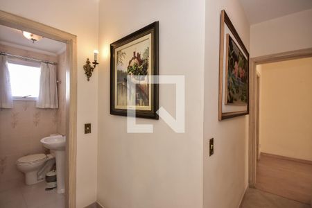 Corredor de apartamento para alugar com 3 quartos, 142m² em Vila Andrade, São Paulo