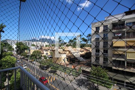 Vista de apartamento à venda com 2 quartos, 63m² em Taquara, Rio de Janeiro