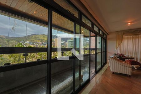 Sala de apartamento à venda com 4 quartos, 330m² em Serra, Belo Horizonte