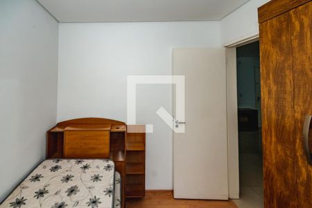 Quarto 2 de apartamento para alugar com 2 quartos, 44m² em Itatiaia, Belo Horizonte