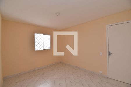 Quarto  de casa para alugar com 3 quartos, 140m² em Bigorrilho, Mogi das Cruzes