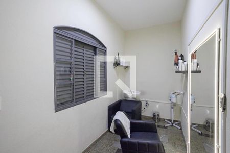 Quarto 3 de casa à venda com 5 quartos, 360m² em Lindeia (barreiro, Contagem
