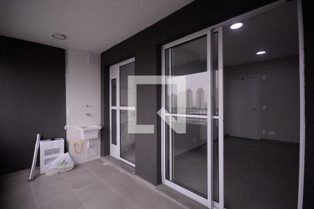 Varanda/Área de Serviço   de apartamento para alugar com 3 quartos, 61m² em Vila Vermelha, São Paulo