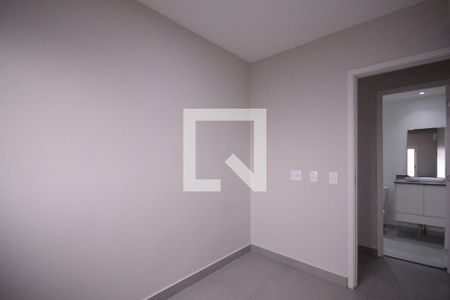 Quarto 1  de apartamento para alugar com 3 quartos, 61m² em Vila Vermelha, São Paulo