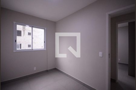 Quarto 2 de apartamento para alugar com 3 quartos, 61m² em Vila Vermelha, São Paulo