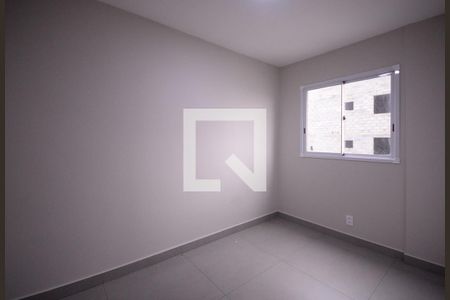 Quarto 2 de apartamento para alugar com 3 quartos, 61m² em Vila Vermelha, São Paulo