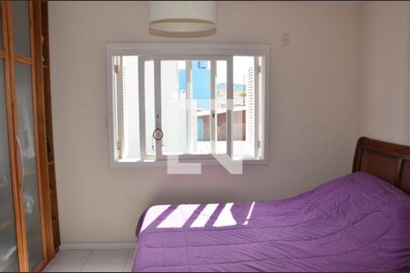 Quarto 1 de casa de condomínio à venda com 2 quartos, 99m² em Tristeza, Porto Alegre