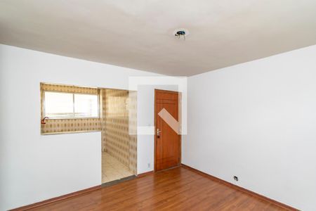 Sala de apartamento para alugar com 2 quartos, 60m² em Olaria, Rio de Janeiro