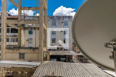 Vista da Sala de apartamento para alugar com 2 quartos, 60m² em Olaria, Rio de Janeiro