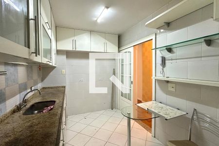 Cozinha de apartamento à venda com 3 quartos, 72m² em Copacabana, Rio de Janeiro