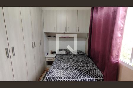 Quarto 1 de apartamento para alugar com 2 quartos, 50m² em Jardim das Oliveiras, Itaquaquecetuba