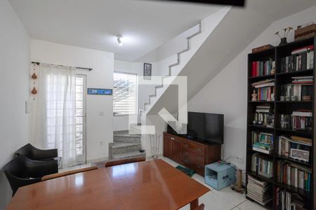 Sala de casa à venda com 2 quartos, 80m² em Parque Xangri-lá, Contagem