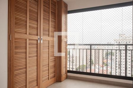 Sala de apartamento à venda com 2 quartos, 65m² em Mirandópolis, São Paulo