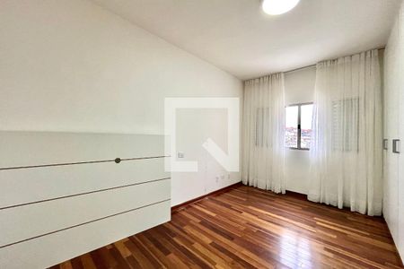 Quarto 1 de casa para alugar com 2 quartos, 125m² em Parque Jabaquara, São Paulo