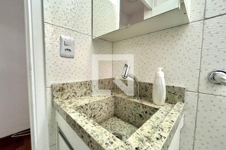 Lavabo de casa para alugar com 2 quartos, 125m² em Parque Jabaquara, São Paulo