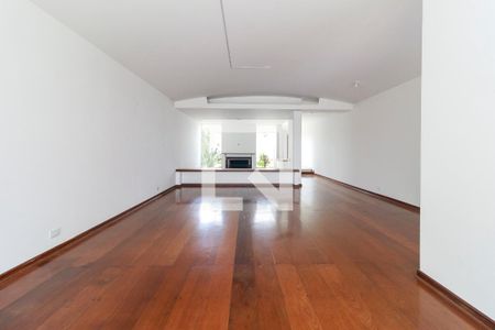 Sala de casa para alugar com 4 quartos, 588m² em Granja Julieta, São Paulo