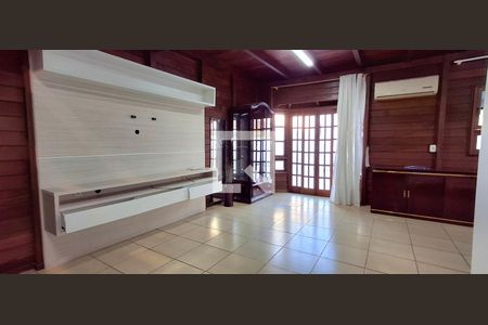 Sala de casa para alugar com 3 quartos, 86m² em Abraão, Florianópolis