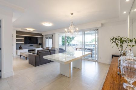 Apartamento à venda com 3 quartos, 153m² em Vila Romana, São Paulo