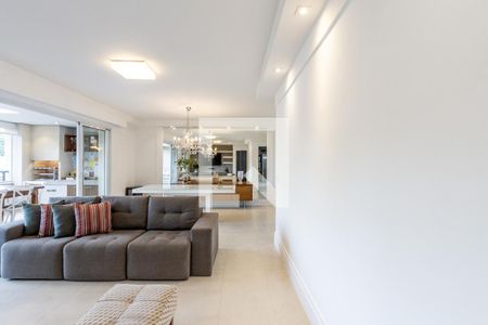 Apartamento à venda com 3 quartos, 153m² em Vila Romana, São Paulo