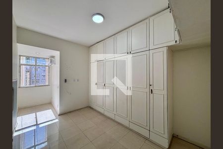 Quarto 2 de apartamento para alugar com 2 quartos, 70m² em Copacabana, Rio de Janeiro