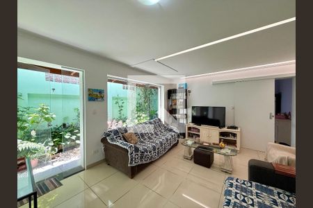 Sala  de casa à venda com 3 quartos, 148m² em Santo Amaro, São Paulo