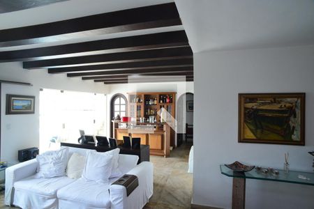 Sala de apartamento para alugar com 3 quartos, 350m² em Barra da Tijuca, Rio de Janeiro