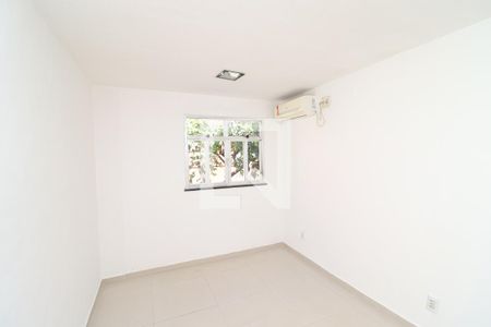 Quarto 2 de apartamento para alugar com 2 quartos, 70m² em Ilha do Governador, Rio de Janeiro