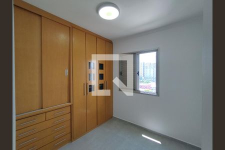 Quarto 2 de apartamento para alugar com 3 quartos, 67m² em Jardim Maria Estela, São Paulo