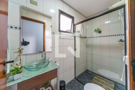 Banheiro de apartamento à venda com 2 quartos, 130m² em Vila Curuçá, Santo André