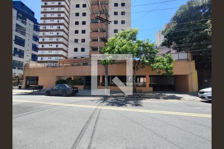 Fachada e portaria de apartamento à venda com 3 quartos, 124m² em Vila Gumercindo, São Paulo