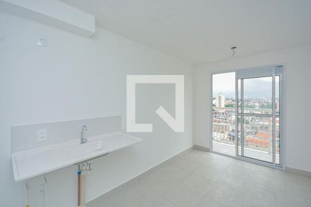 Sala/Cozinha de apartamento para alugar com 1 quarto, 26m² em Jardim Itacolomi, São Paulo